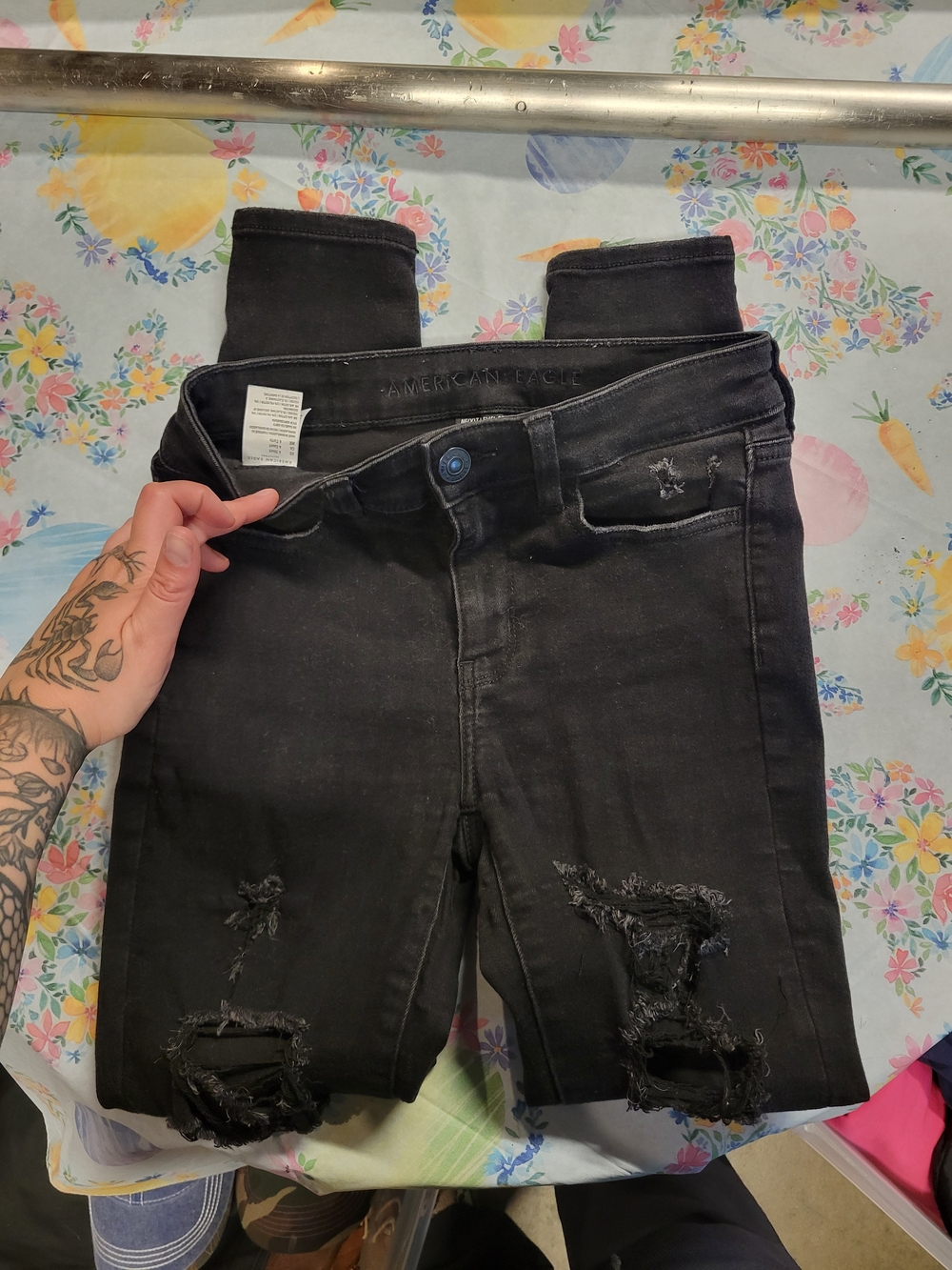 American Eagle Outfitters Black Distressed High-Rise Jeans